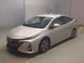 2019 Toyota Prius PHV