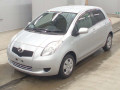 2005 Toyota Vitz