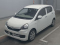 2016 Daihatsu Mira es
