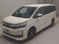 2016 Toyota Voxy