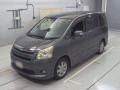 2008 Toyota Noah