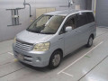 2004 Toyota Noah