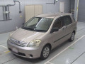 2004 Toyota Raum