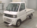 2005 Mitsubishi Minicab Truck
