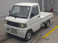 2003 Mitsubishi Minicab Truck