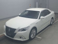 2013 Toyota Crown Hybrid
