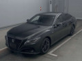 2020 Toyota Crown Hybrid