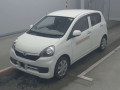 2016 Daihatsu Mira es