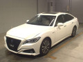 2020 Toyota Crown Hybrid