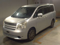 2008 Toyota Noah