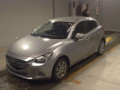 2016 Mazda Demio