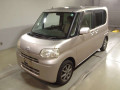 2010 Daihatsu Tanto
