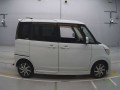 2012 Nissan Roox
