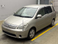 2004 Toyota Raum
