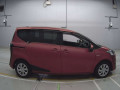 2016 Toyota Sienta