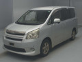 2009 Toyota Noah