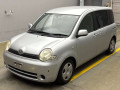 2004 Toyota Sienta