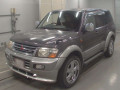 2000 Mitsubishi Pajero