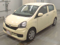 2015 Daihatsu Mira es