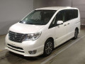 0 Nissan Serena