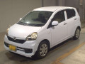 2013 Daihatsu Mira es