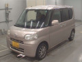 2011 Daihatsu Tanto