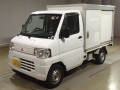 2013 Mitsubishi Minicab Truck