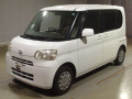 2010 Daihatsu Tanto