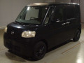 2010 Daihatsu Tanto