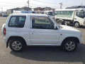2000 Mitsubishi Pajero Mini