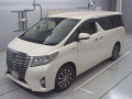 2015 Toyota Alphard Hybrid