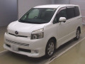 2010 Toyota Voxy