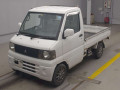 2002 Mitsubishi Minicab Truck