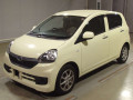 2016 Daihatsu Mira es