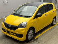 2016 Daihatsu Mira es