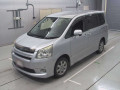 2009 Toyota Noah