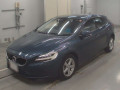 2017 Volvo V40