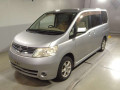 2005 Nissan Serena