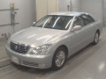 2004 Toyota Crown