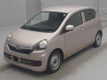2017 Daihatsu Mira es