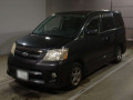 2005 Toyota Noah