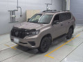 2023 Toyota Land Cruiser Prado