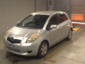 2005 Toyota Vitz