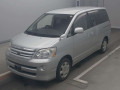 2006 Toyota Noah