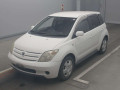 2002 Toyota IST