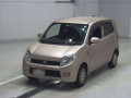 2002 Daihatsu MAX