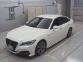 2018 Toyota Crown Hybrid