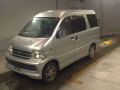 2000 Daihatsu Atrai 7