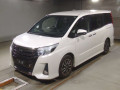2016 Toyota Noah