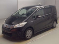 2011 Honda Freed hybrid